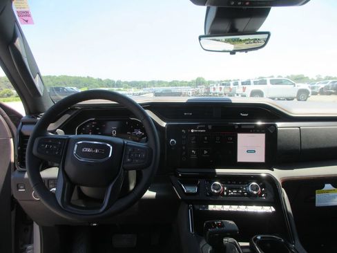 New 2026 GMC Sierra 1500 AT4 w/ AT4 Premium Package AWD/4WD image 16