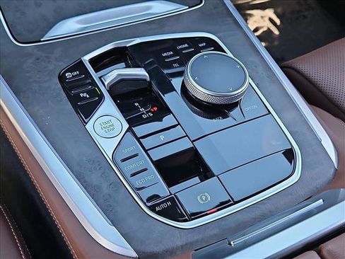 Certified 2024 BMW X5 sDrive40i w/ Premium Package RWD image 12