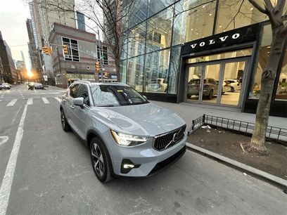Certified 2025 Volvo XC40 B5 Plus