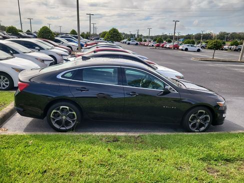 Used 2024 Chevrolet Malibu LT FWD image 8