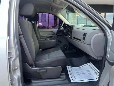 Used 2013 Chevrolet Silverado 2500 W/T image 18