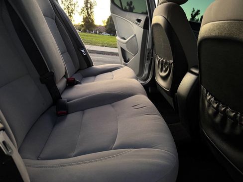 Used 2015 Kia Optima LX image 14