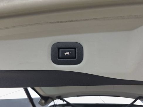 Used 2020 Nissan Rogue SV AWD/4WD image 34