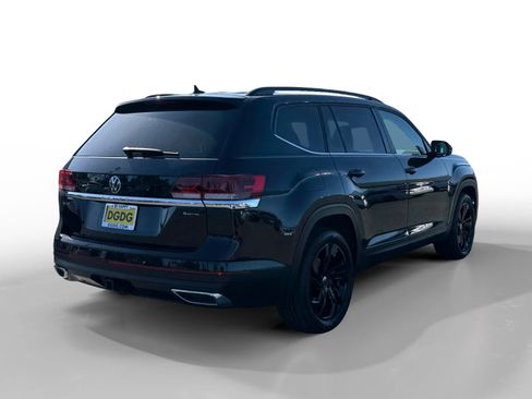 Certified 2023 Volkswagen Atlas SE w/ Panoramic Sunroof Package AWD/4WD image 5