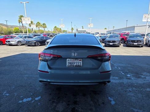 Used 2024 Honda Civic Sport image 9