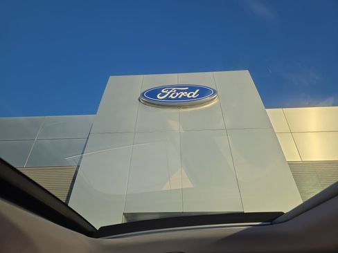 Used 2024 Hyundai Kona Limited image 20