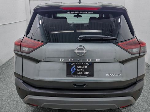 Used 2023 Nissan Rogue SV image 7