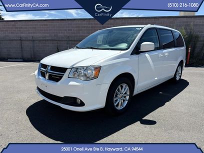 Used 2020 Dodge Grand Caravan SXT