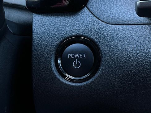 Used 2025 Toyota Camry LE image 27