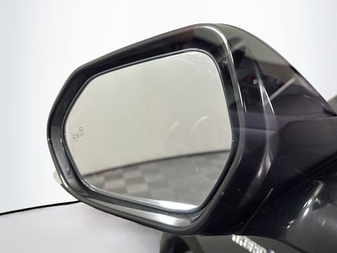 Used 2018 Toyota Prius Three Touring image 16