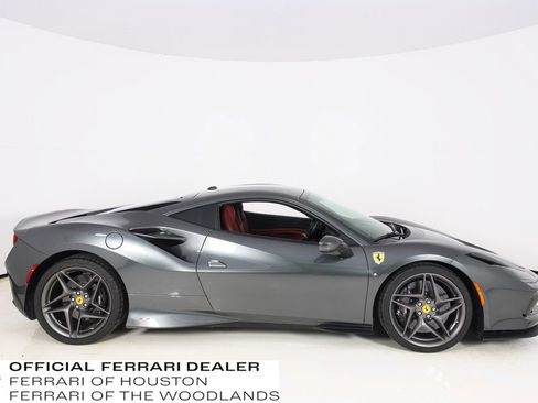 Used 2020 Ferrari F8 Tributo image 3