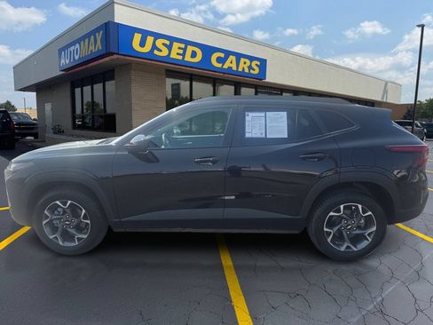 Used 2025 Chevrolet Trax LT w/ Driver Confidence Package FWD image 8