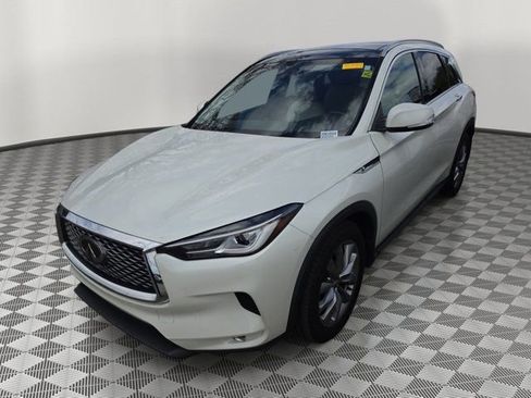Used 2022 INFINITI QX50 Luxe image 2