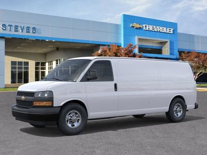 New 2026 Chevrolet Express 3500 Extended w/ Driver Convenience Package