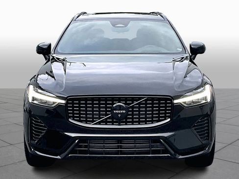 Used 2024 Volvo XC60 T8 Ultimate image 3