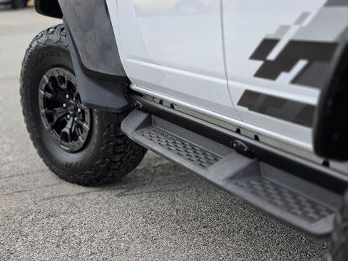 Certified 2024 Ford Bronco Raptor w/ Interior Carbon Fiber Pack 6 AWD/4WD image 11