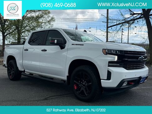 Used 2021 Chevrolet Silverado 1500 RST w/ Redline Edition AWD/4WD image 5