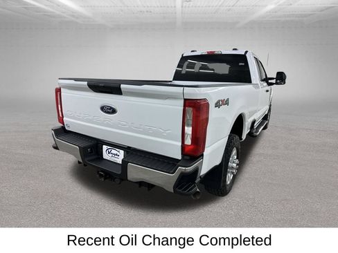 Used 2023 Ford F250 XLT w/ Snow Plow/Camper Package AWD/4WD image 12