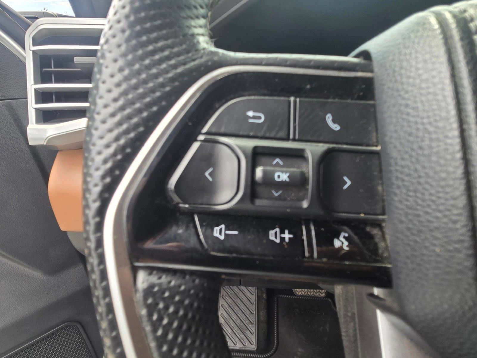 Used 2023 Toyota Tundra 1794 Edition AWD/4WD image 18