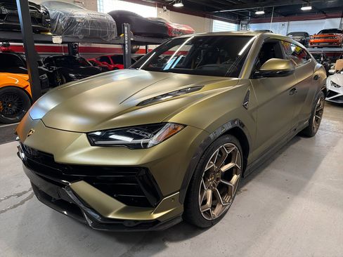Used 2024 Lamborghini Urus Performante image 10