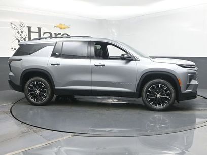 New 2026 Chevrolet Traverse LT w/ Sun and Wheel Package