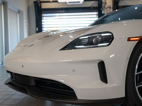 New 2025 Porsche Taycan image 11