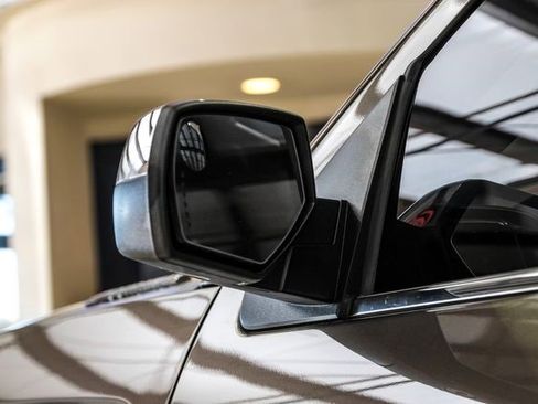 Used 2015 Chevrolet Silverado 2500 High Country w/ Duramax Plus Package image 34