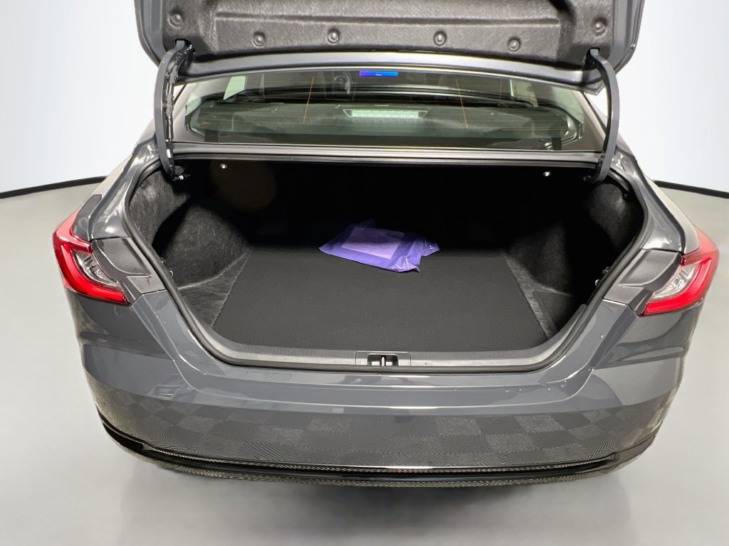 New 2026 Toyota Camry XLE FWD image 31