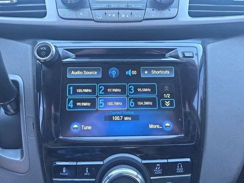 Used 2016 Honda Odyssey SE image 30