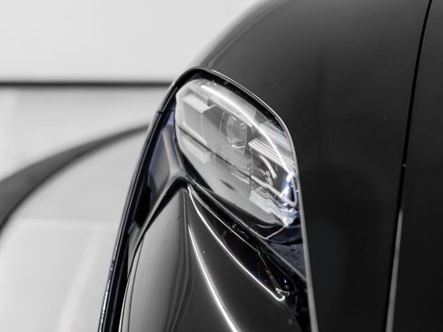 Certified 2023 Porsche Taycan 4S image 13