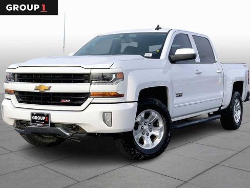 Used 2018 Chevrolet Silverado 1500 LT w/ Texas Edition AWD/4WD image 1