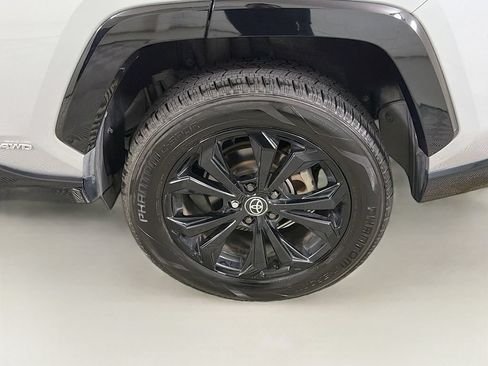 Used 2022 Toyota RAV4 SE AWD/4WD image 28