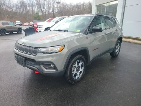 Used 2022 Jeep Compass Trailhawk w/ Trailhawk Convenience Group image 1