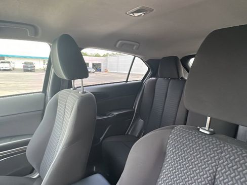 Used 2025 Mitsubishi Eclipse Cross ES image 13