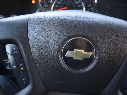 Used 2024 Chevrolet Express 3500 LT w/ LT Preferred Equipment Group image 15