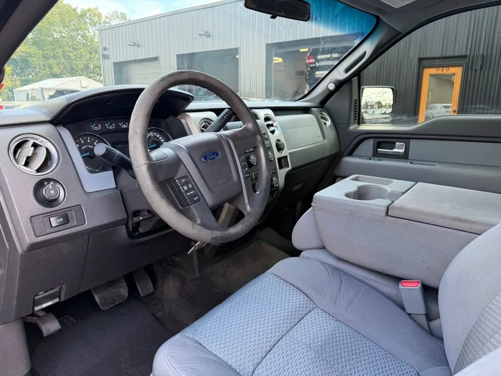 Used 2013 Ford F150 XLT AWD/4WD image 5