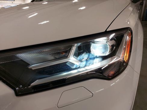 Used 2023 Audi Q7 2.0T Premium Plus w/ Premium Plus Package image 34