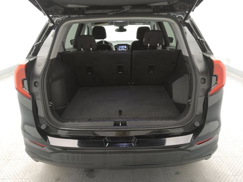 Used 2020 GMC Terrain SLE w/ Elevation Edition FWD image 29