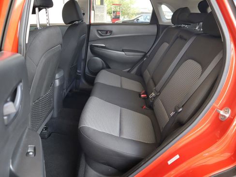 Used 2020 Hyundai Kona SEL FWD image 21