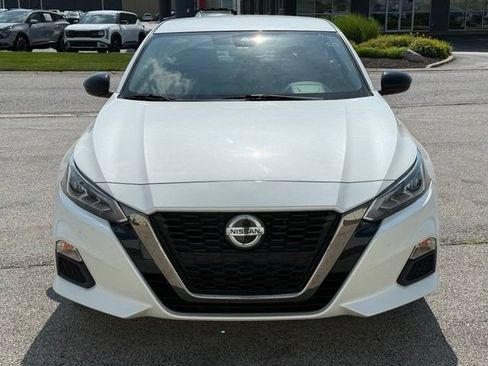 Used 2020 Nissan Altima 2.5 SR FWD image 2