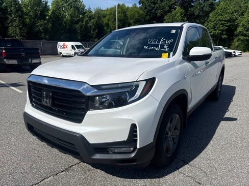 Used 2023 Honda Ridgeline RTL-E image 2