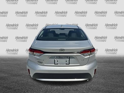 Used 2021 Toyota Corolla LE FWD image 9