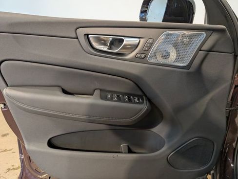 New 2026 Volvo XC60 B5 Ultra w/ Protection Package Premier image 8