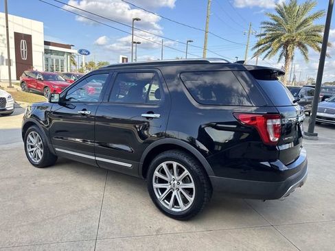 Used 2017 Ford Explorer Limited image 6