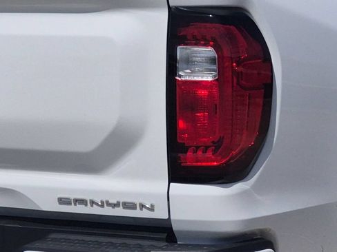 Used 2023 GMC Canyon Denali AWD/4WD image 24