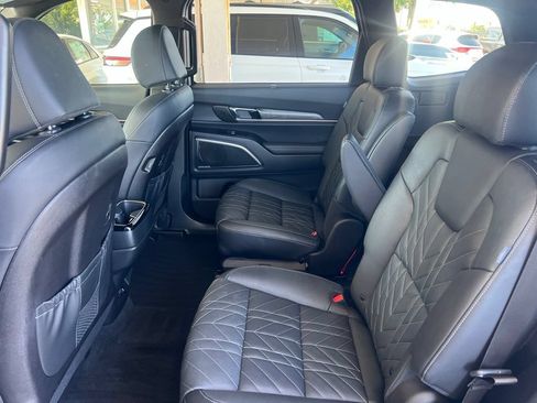 Certified 2025 Kia Telluride SX X-Line AWD/4WD image 9