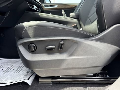 New 2026 Volkswagen Atlas SE image 26