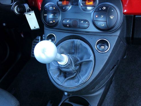 Used 2013 FIAT 500 Abarth w/ Comfort/Convenience Group image 17