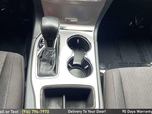 Used 2019 Jeep Grand Cherokee Laredo w/ Security & Convenience Group image 17