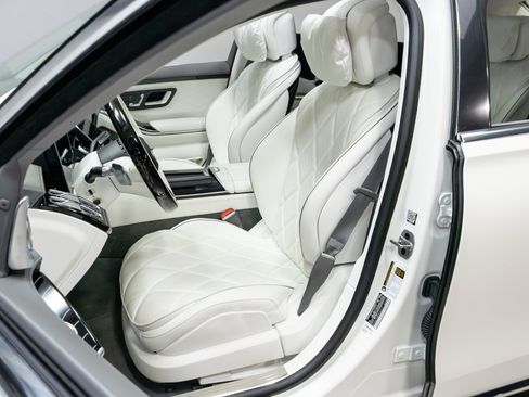 Used 2023 Mercedes-Benz Maybach S 680 4MATIC image 7